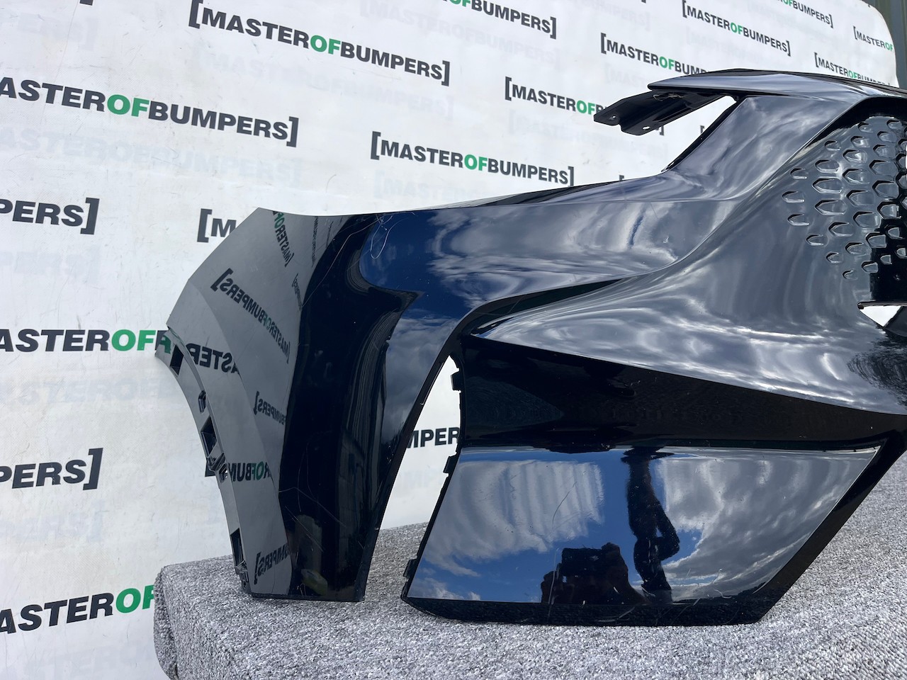 Mg Zs Ev Trophy Se Electric 2022-2024 Front Bumper Genuine [p521]