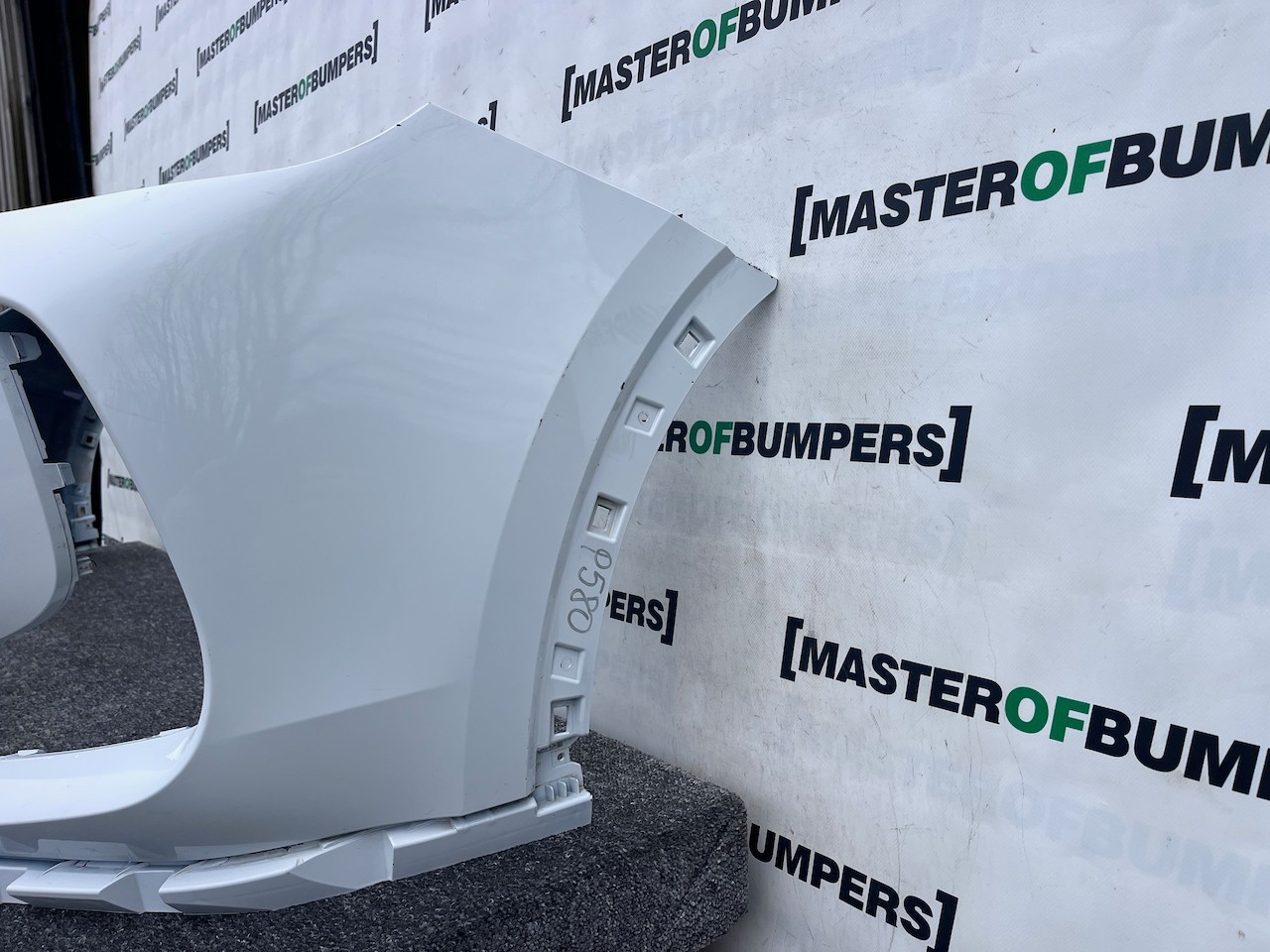 Mg Zs Hybrid+ E Crossover Mk2 2024-on Front Bumper 4 Pdc Genuine [p580]