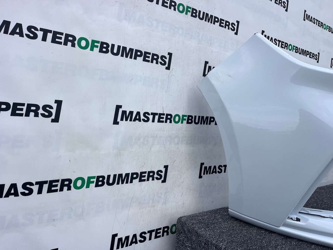 Mg Mg3 Exclusive Lift Hatchback 2019-2023 Front Bumper Genuine [p585]