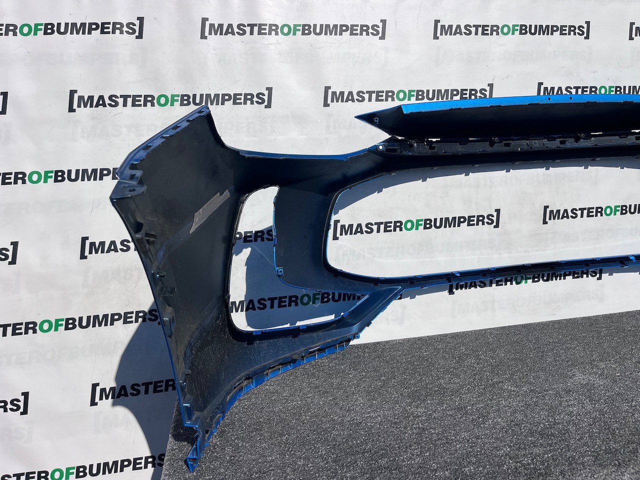 Mg Zs Hybrid+ E Crossover Mk2 2024-2027 Front Bumper 4 Pdc Genuine [p646]