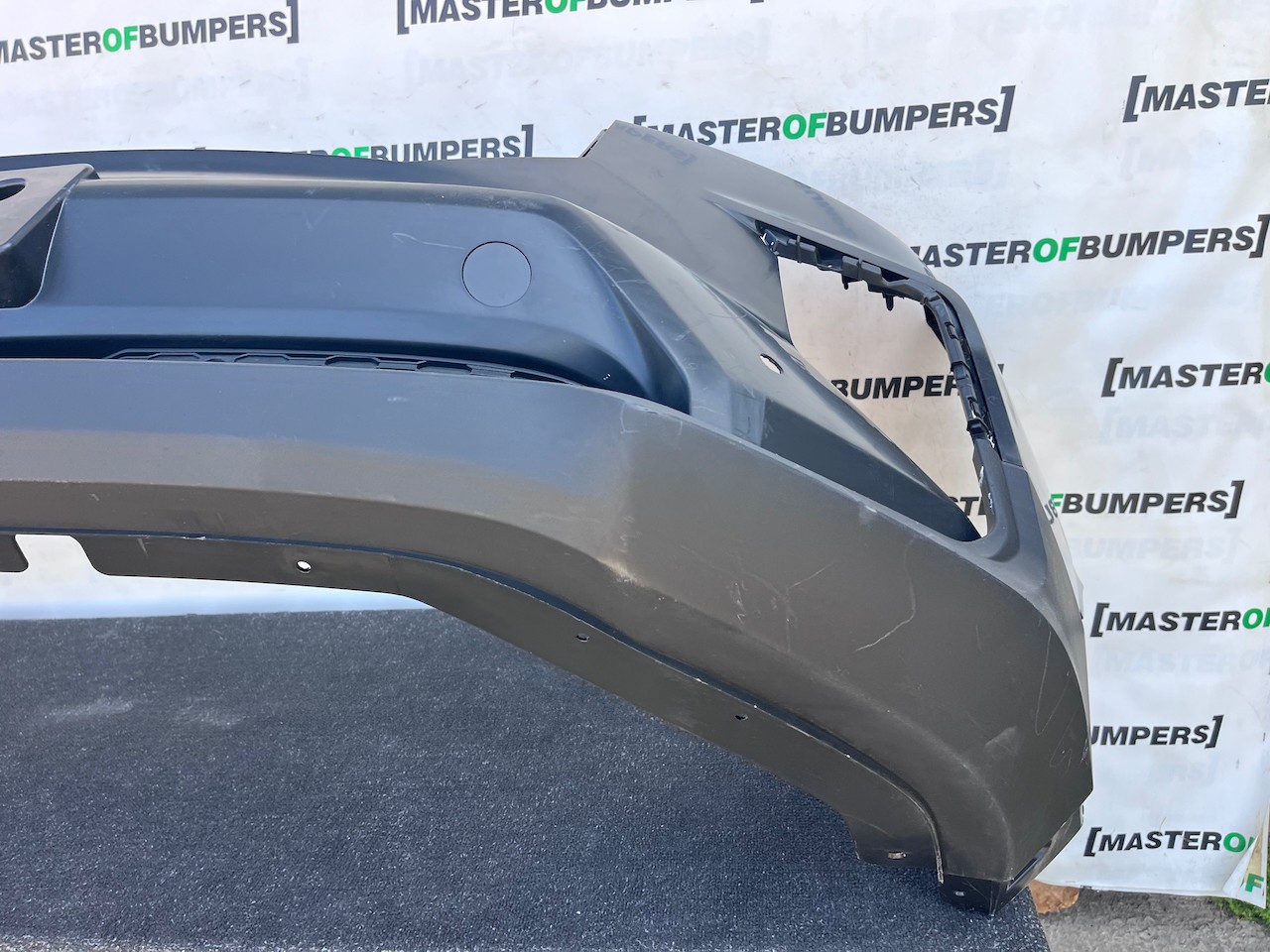 Maxus Deliver 9 Panel Van 2019-2025 Front Bumper 4 Pdc Genuine [p727]