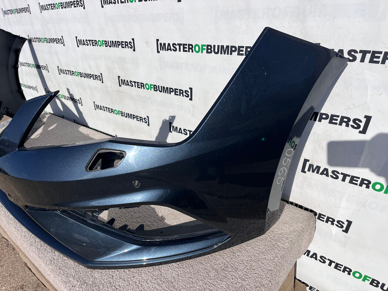 Seat Leon Fr Mk3 Face Lifting 2016-2019 Front Bumper 4 Pdc + Jet Genuine [o565]
