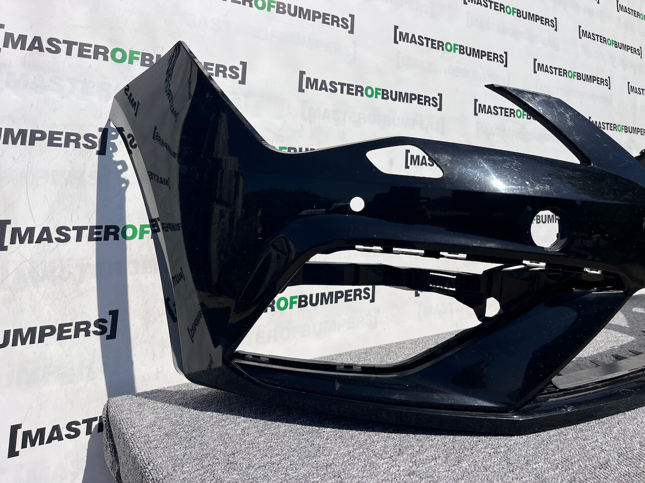 Seat Leon Fr Mk3 Lift Hatchback 2016-2019 Front Bumper 4 Pdc Jets Genuine [o582]