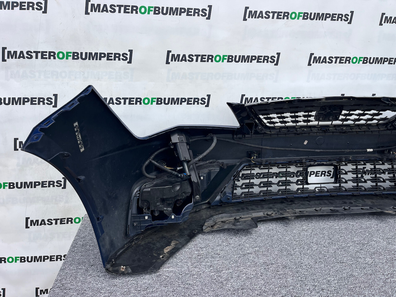 Seat Leon Se Technology Lift 2016-2019 Front Bumper 4 Pdc + Jet Genuine [o567]