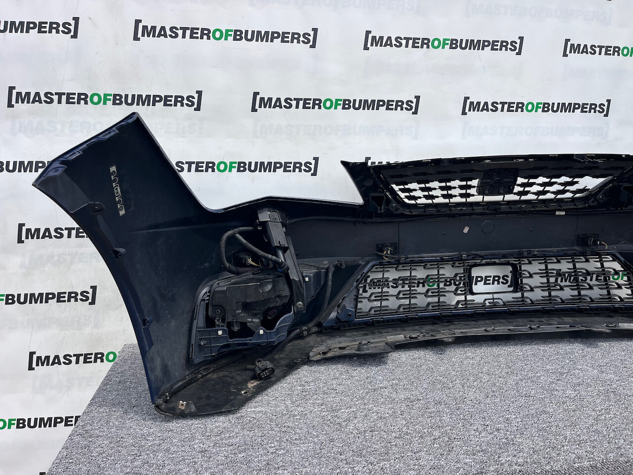 Seat Leon Se Technology Lift 2016-2019 Front Bumper 4 Pdc + Jet Genuine [o567]
