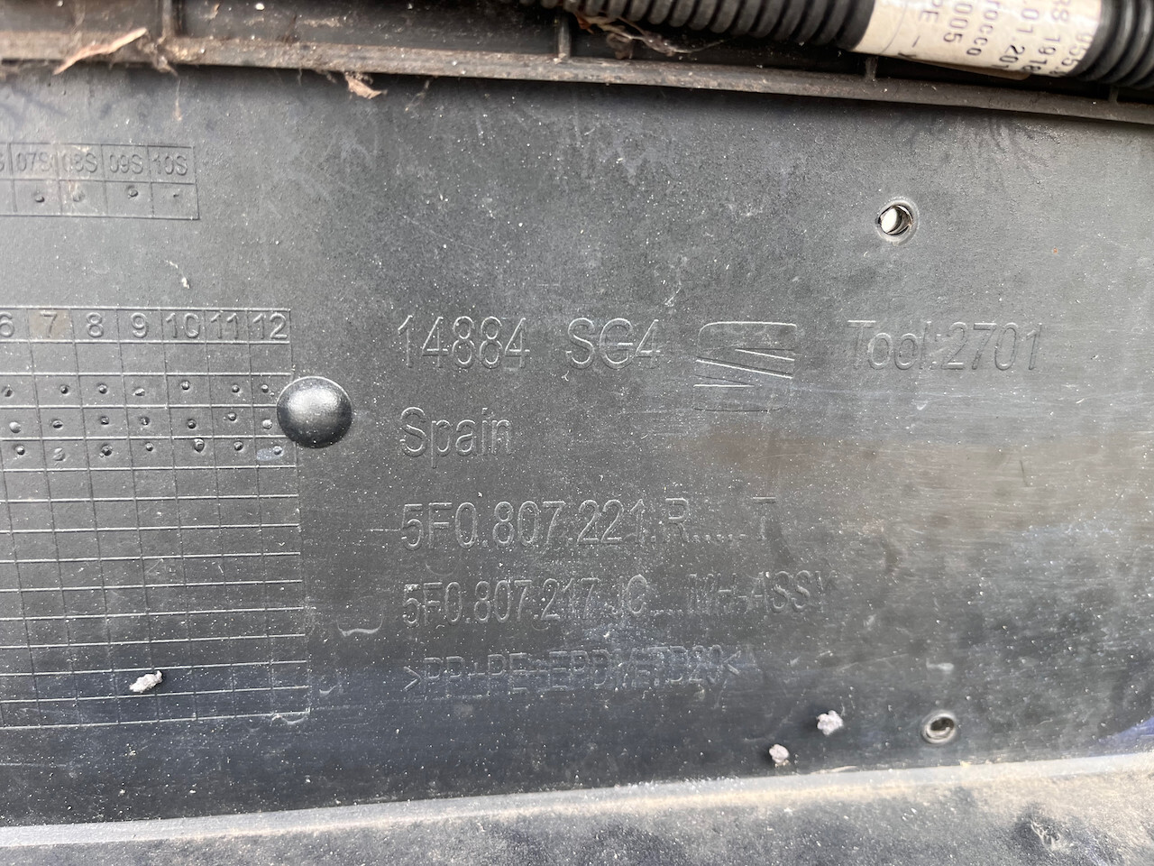 Seat Leon Se Technology Lift 2016-2019 Front Bumper 4 Pdc + Jet Genuine [o567]