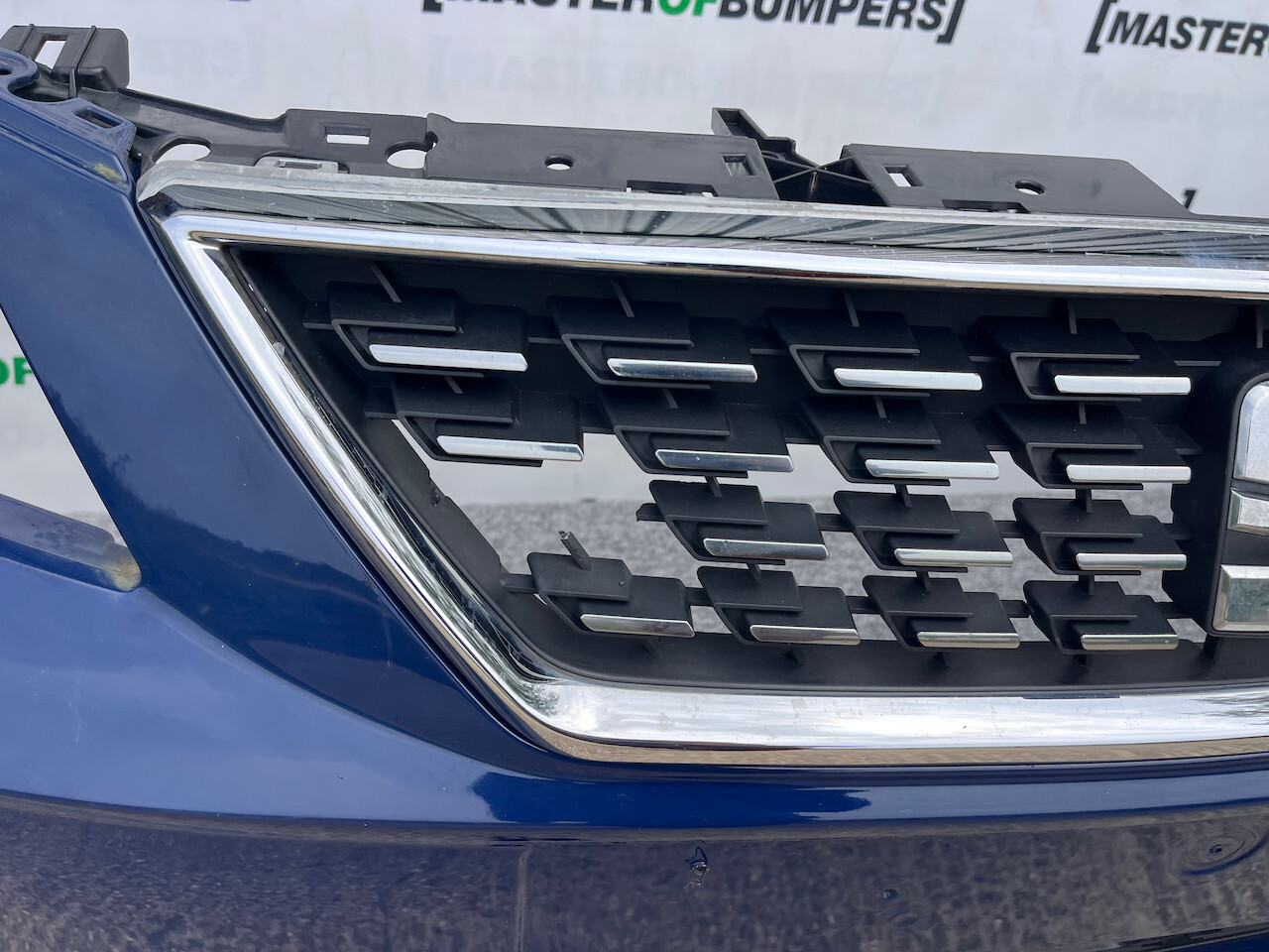 Seat Leon Se Technology Lift 2016-2019 Front Bumper 4 Pdc + Jet Genuine [o567]