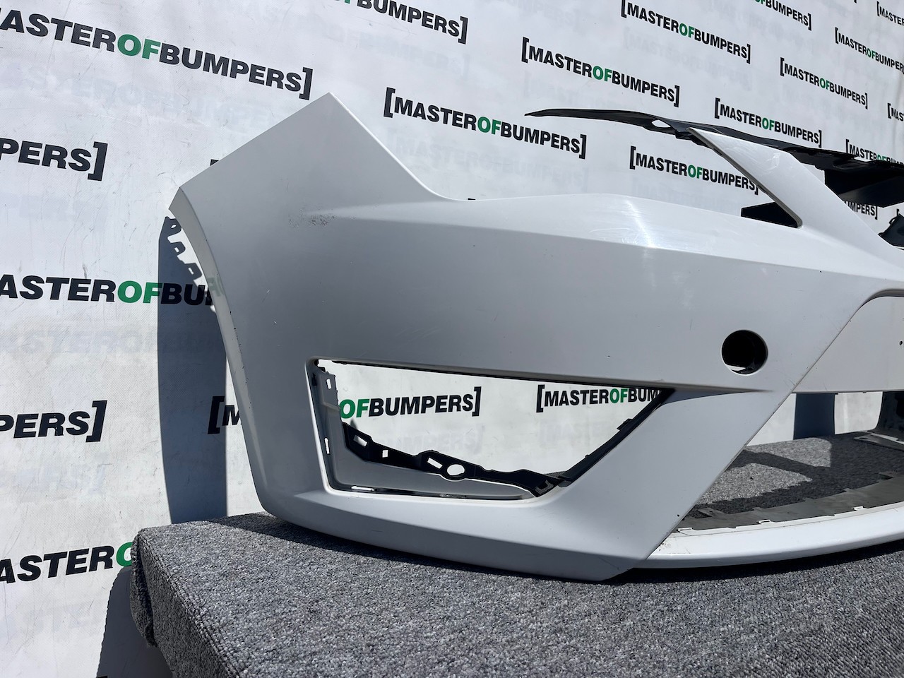 Seat Ibiza Fr Mk4 Lift Hatchback 2012-2016 Front Bumper No Pdc Genuine [o598]