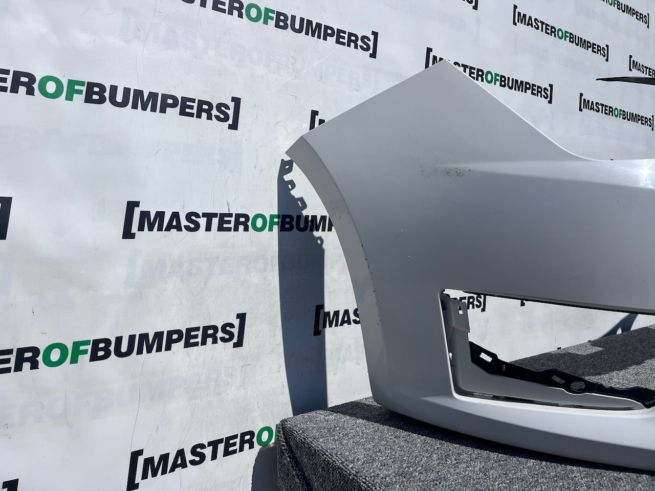 Seat Ibiza Fr Mk4 Lift Hatchback 2012-2016 Front Bumper No Pdc Genuine [o598]