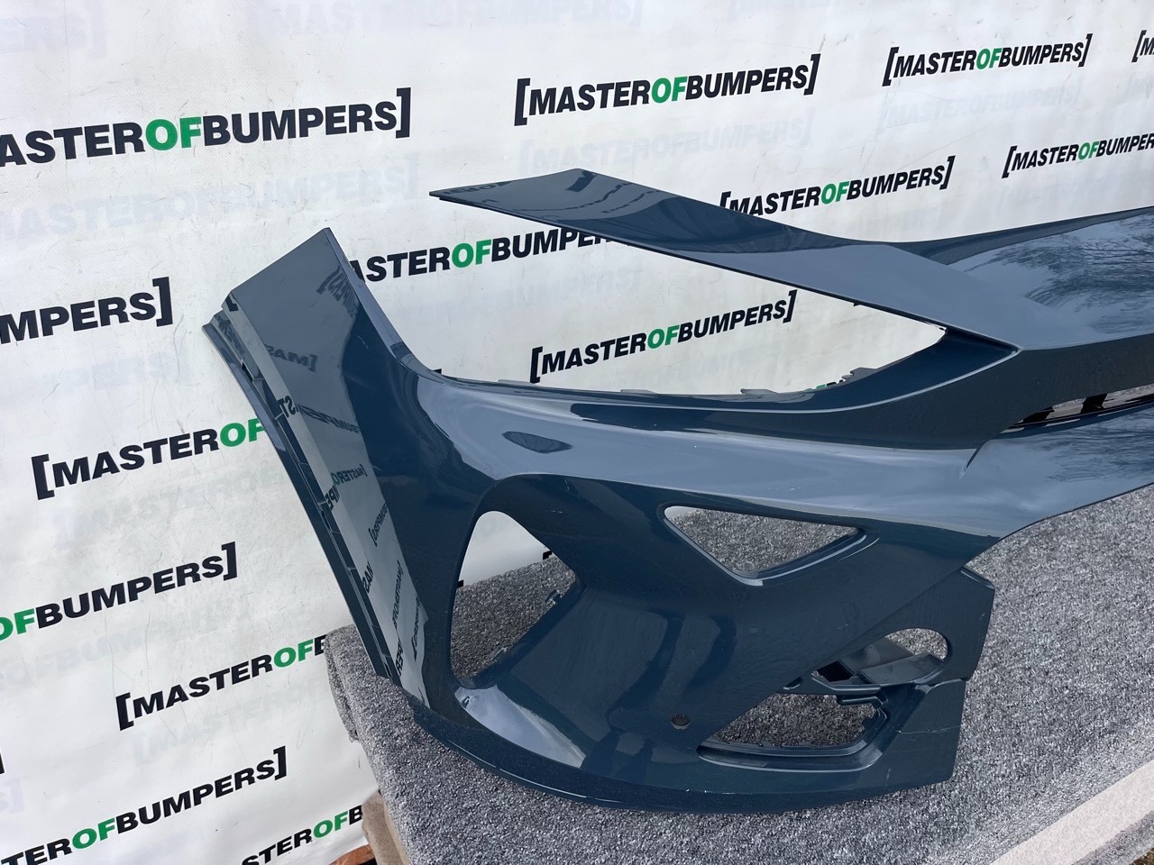 Cupra Formentor Fr Evo Facelift 2025-on Front Bumper Black 4 Pdc Genuine [o623]