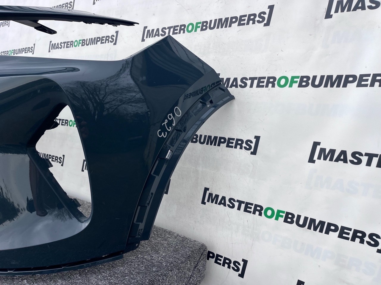 Cupra Formentor Fr Evo Facelift 2025-on Front Bumper Black 4 Pdc Genuine [o623]