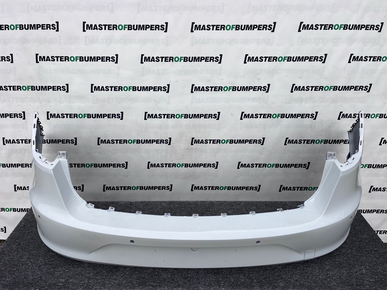 Seat Leon Estate Mk3 2013-2016 Rear Bumper 4 Pdc Genuine [o625]