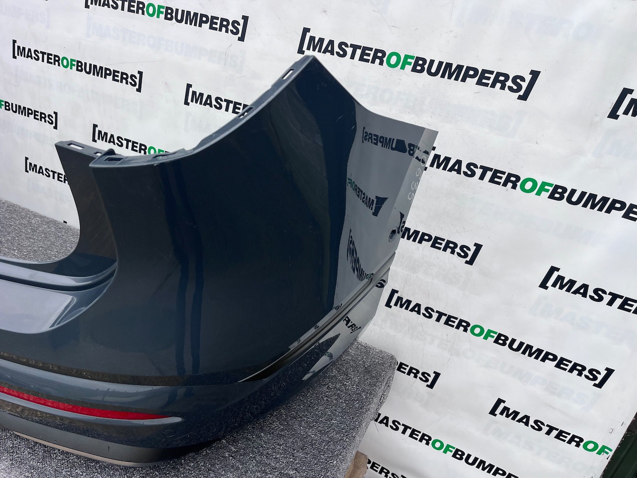 Seat Tarraco Fr Sport Suv 2018-2023 Rear Bumper 6 Pdc Genuine [o635]