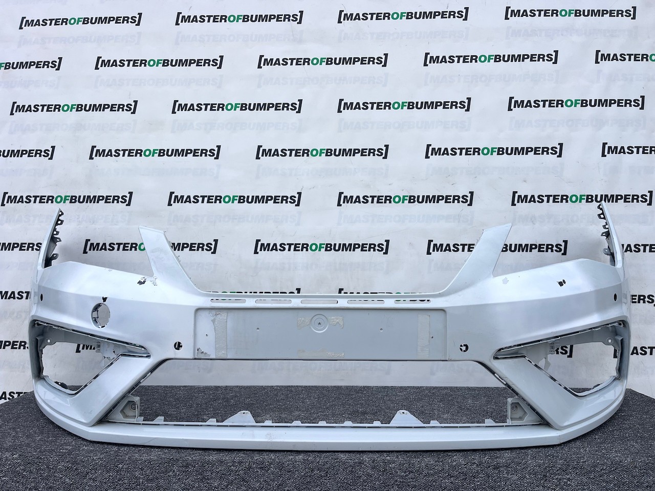Seat Leon Cupra Fr Mk3 Lift Hatchbac 2017-2020 Front Bumper 4 Pdc Genuine [o638]