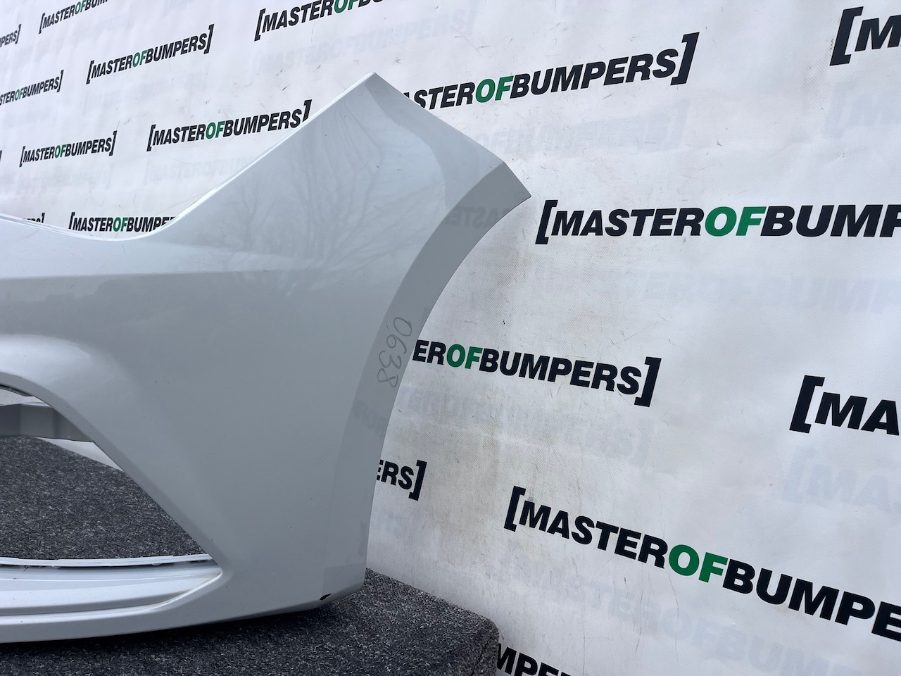 Seat Leon Cupra Fr Mk3 Lift Hatchbac 2017-2020 Front Bumper 4 Pdc Genuine [o638]