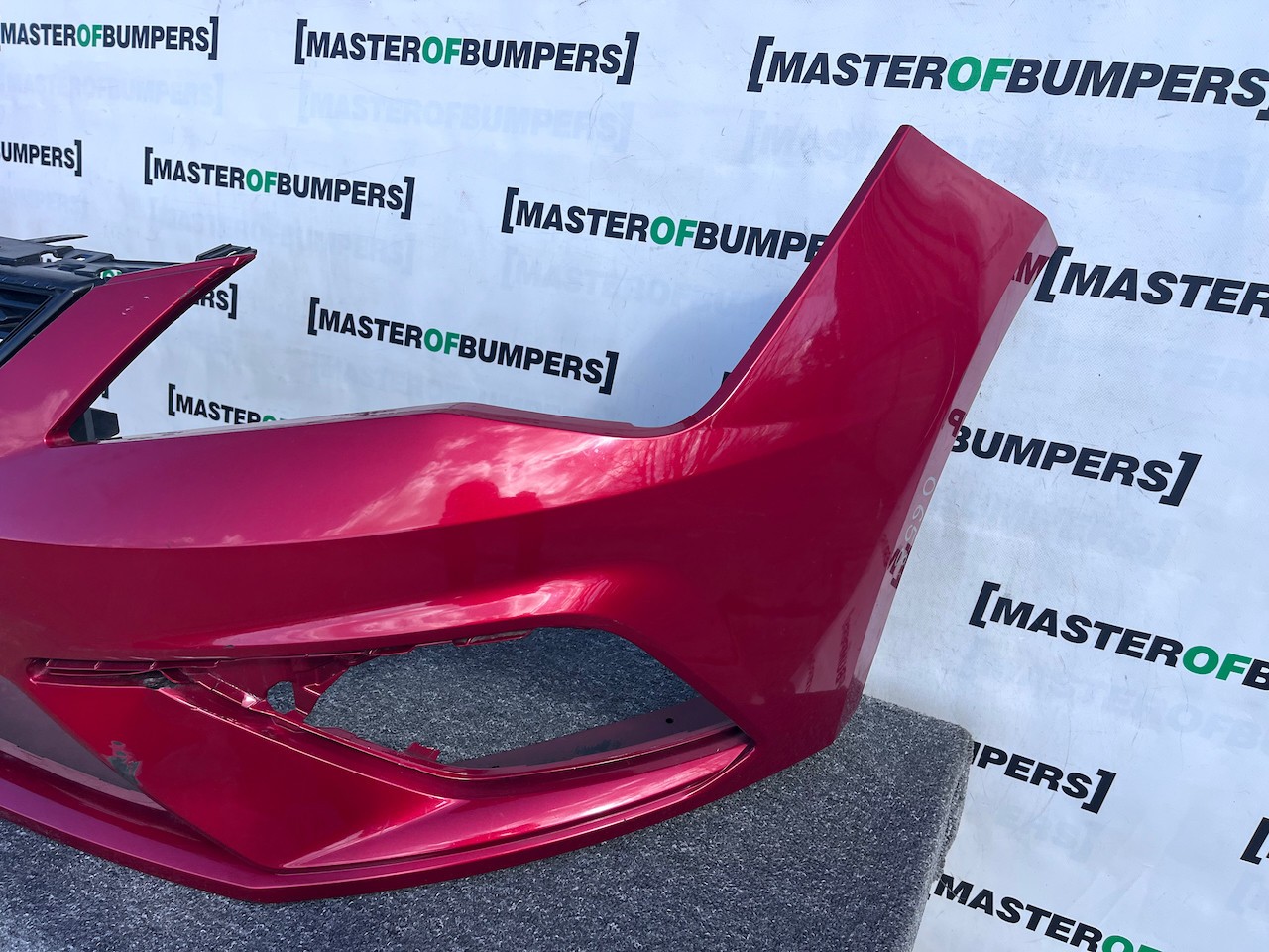Seat Leon Fr Mk3 Lift Hatchback 2017-2019 Front Bumper No Pdc Genuine [o658]