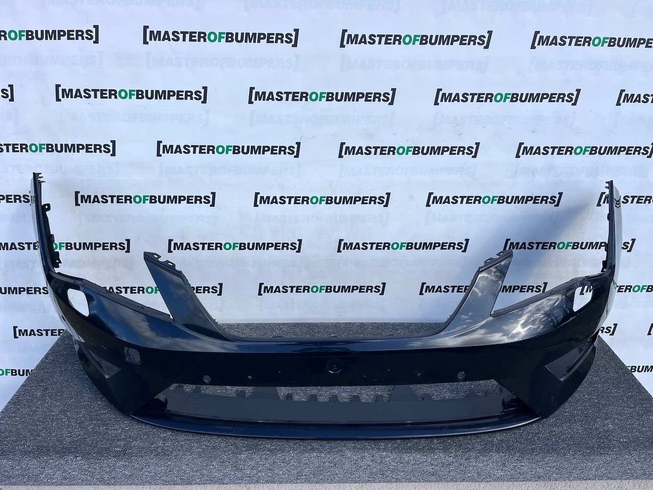 Seat Leon Fr Mk3 Hatchback 2013-2016 Front Bumper 4 Pdc Jets Genuine [o666]
