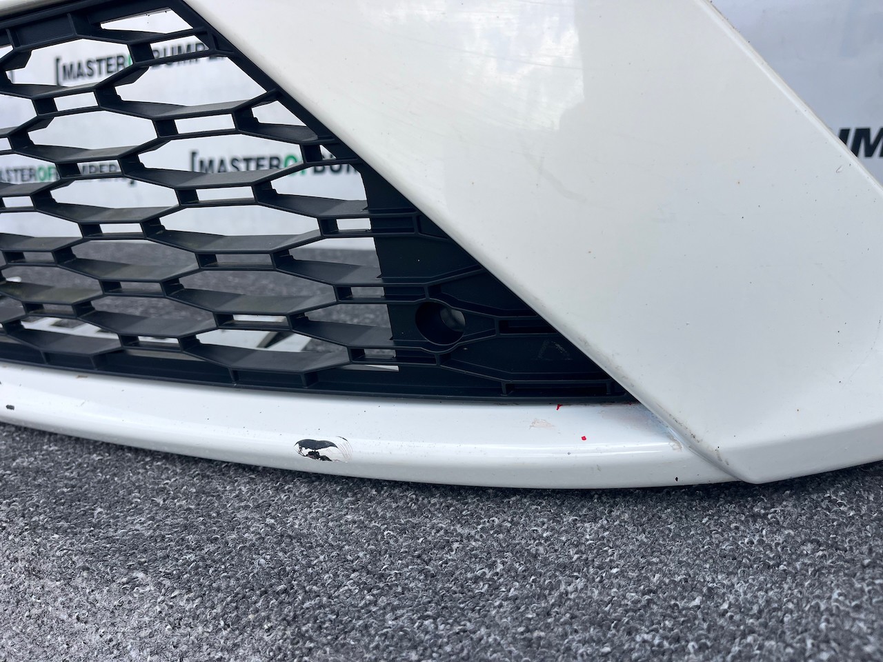 Seat Leon Fr Mk3 Hatchback 2013-2016 Front Bumper 4 Pdc Jets Genuine [o664]