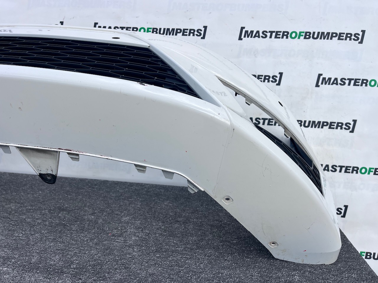Seat Leon Fr Mk3 Hatchback 2013-2016 Front Bumper 4 Pdc Jets Genuine [o664]