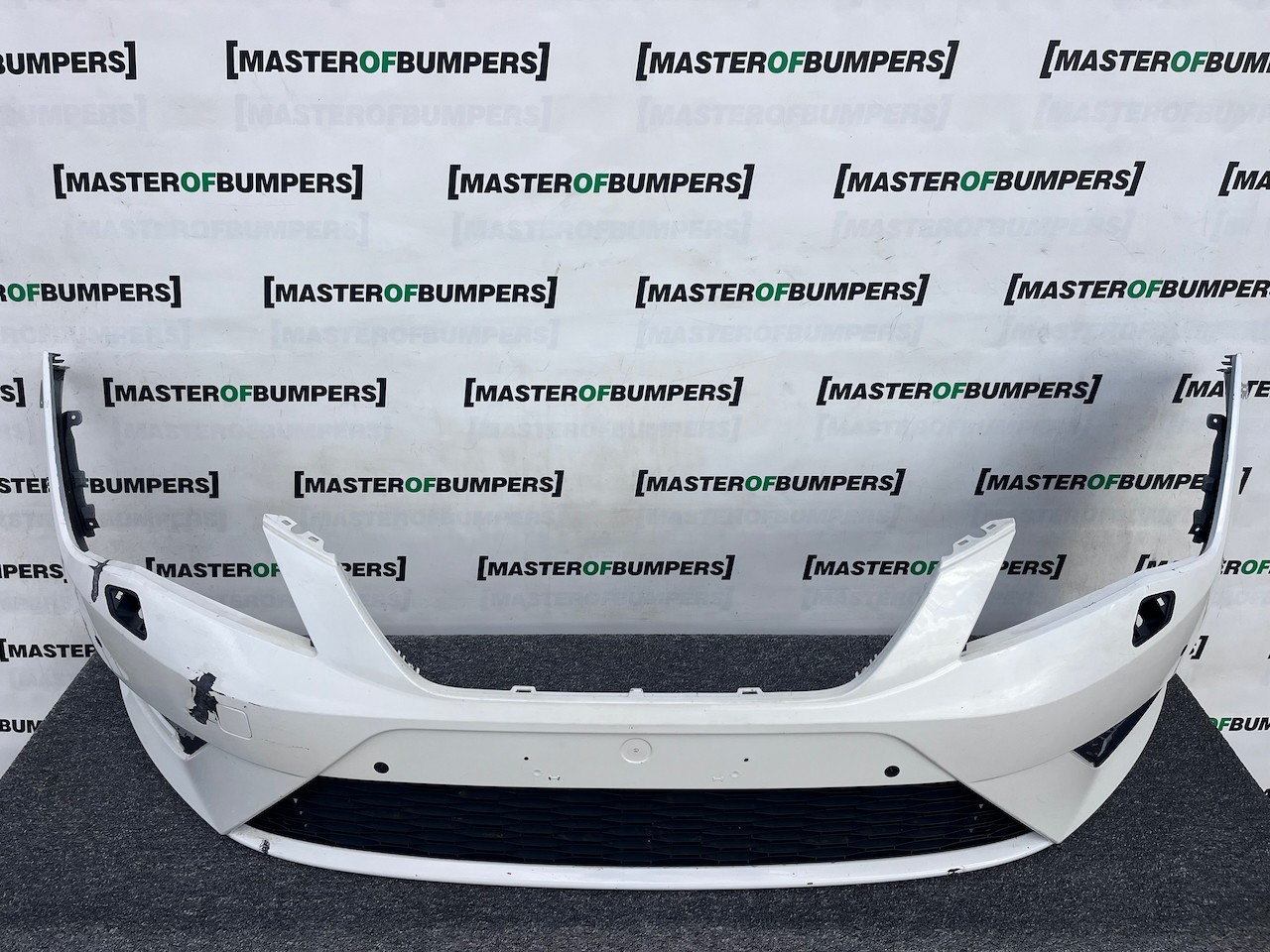 Seat Leon Fr Mk3 Hatchback 2013-2016 Front Bumper 4 Pdc Jets Genuine [o664]