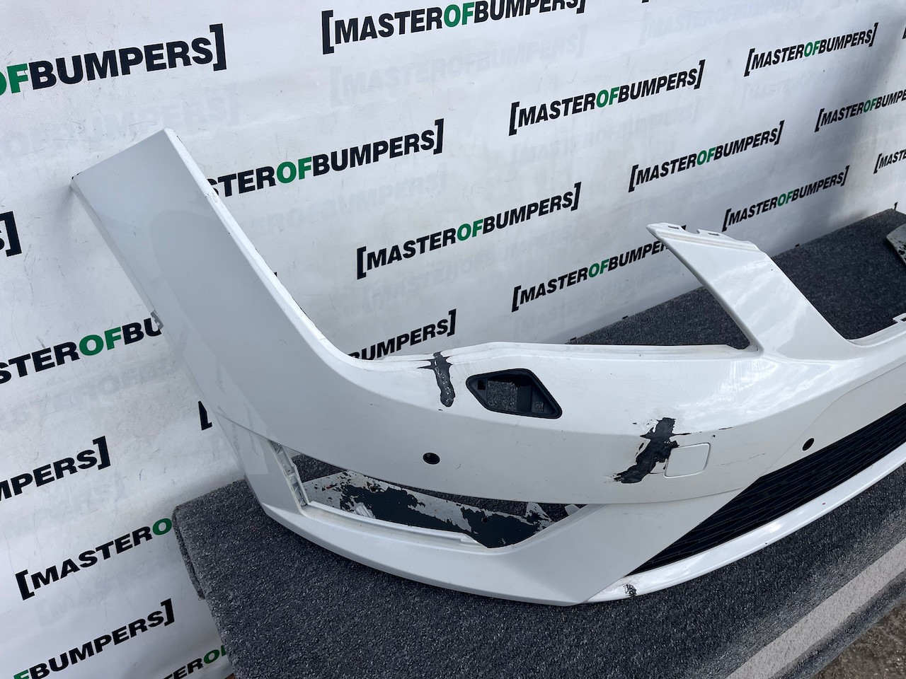 Seat Leon Fr Mk3 Hatchback 2013-2016 Front Bumper 4 Pdc Jets Genuine [o664]