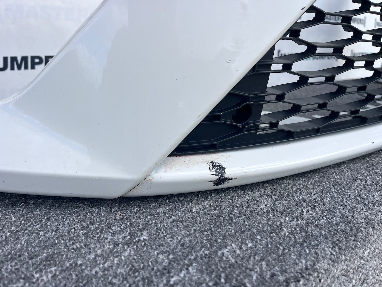 Seat Leon Fr Mk3 Hatchback 2013-2016 Front Bumper 4 Pdc Jets Genuine [o664]