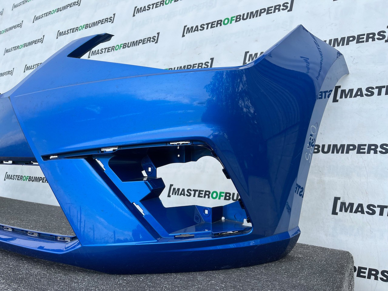 Seat Ibiza Fr Mk5 Hatchback 2017-2022 Front Bumper No Pdc Genuine [o685]