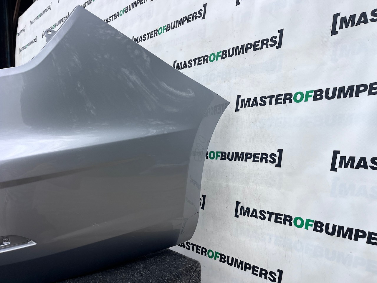 Seat Leon Fr Mk3 Lift Estate Only 2017-2019 Rear Bumper 4 Pdc Genuine [o689]