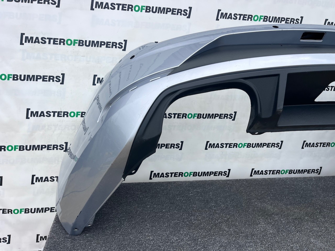Seat Leon Fr Mk3 Lift Estate Only 2017-2019 Rear Bumper 4 Pdc Genuine [o689]