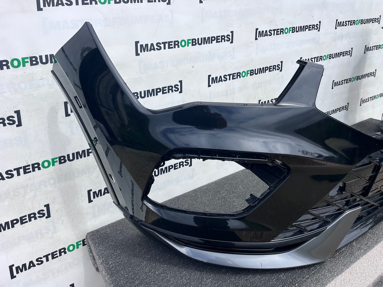 Seat Cupra Ateca Tsi Evo Suv 2021-2025 Front Bumper 6 Pdc Genuine [o713]