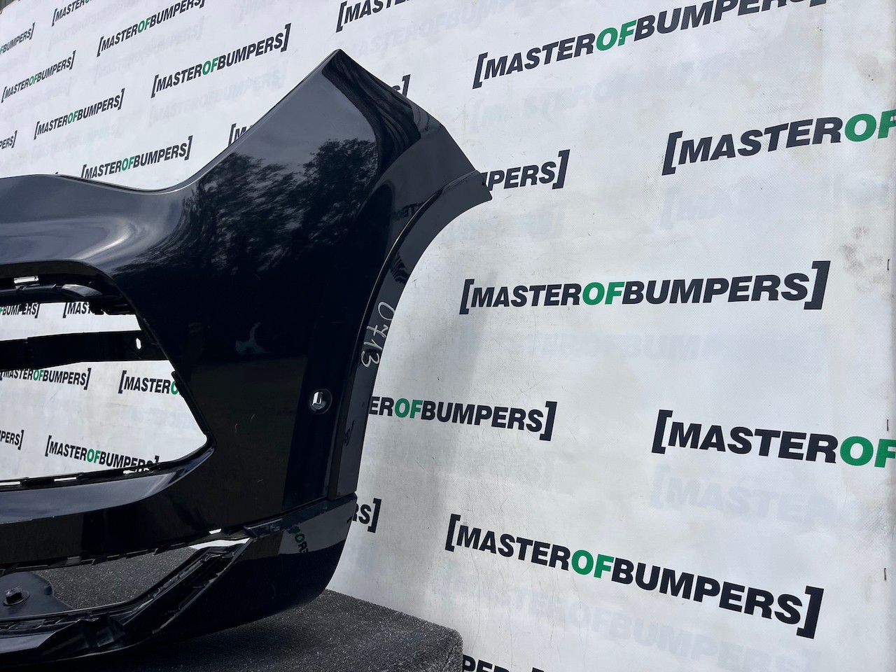 Seat Cupra Ateca Tsi Evo Suv 2021-2025 Front Bumper 6 Pdc Genuine [o713]