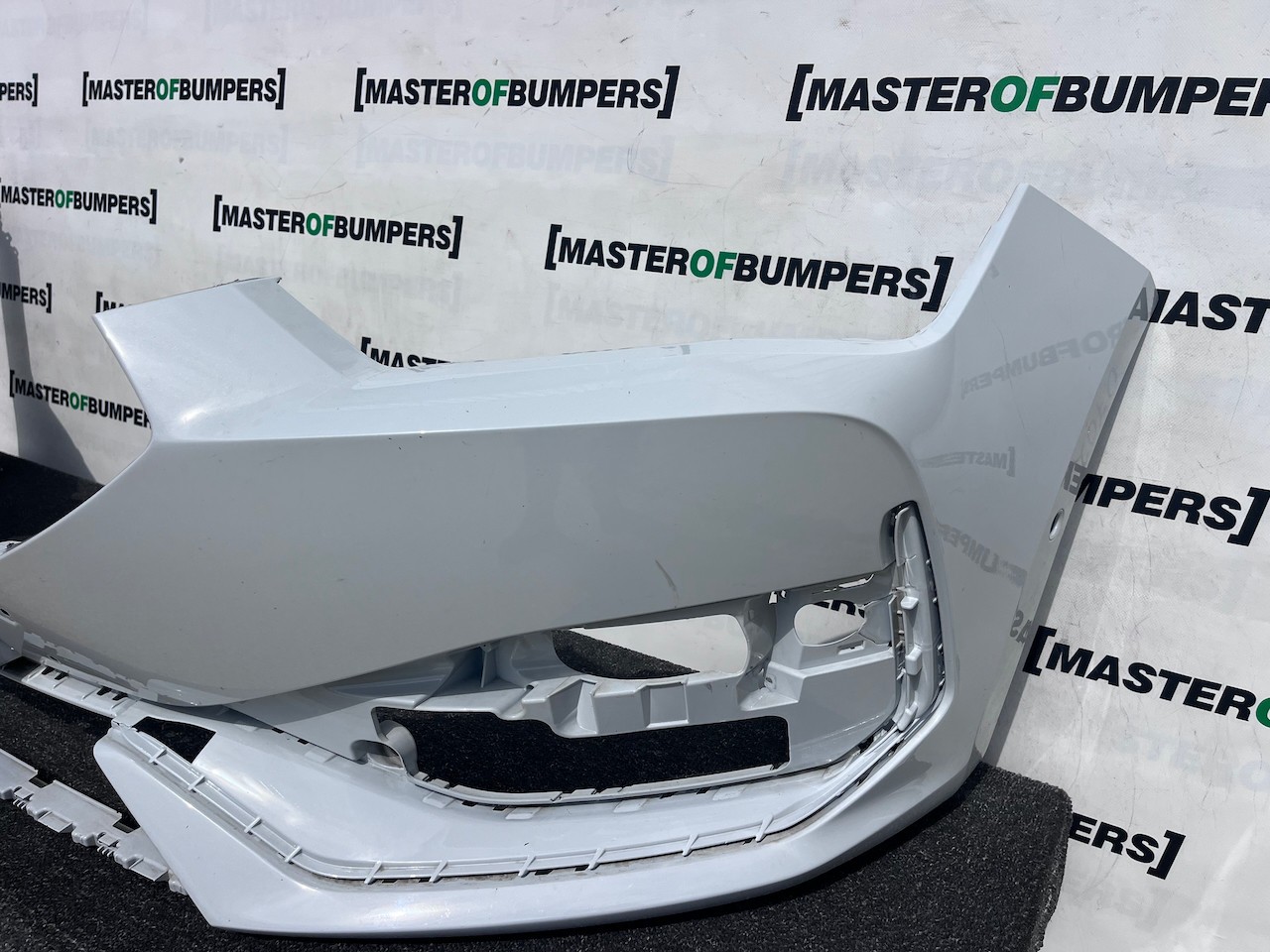 Cupra Leon Fr Hatchback Estate 2021-2025 Front Bumper 6 Pdc Genuine [o702]