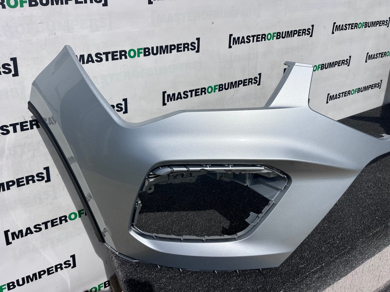 Seat Ateca Experience Tsi Evo Suv 2020-2025 Front Bumper 4 Pdc Genuine [v697]