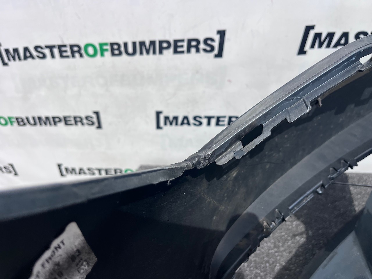 Seat Ateca Experience Tsi Suv 2016-2020 Front Bumper 6 Pdc Jets Genuine [v696]