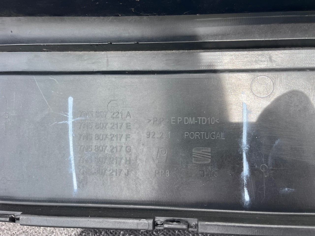 Seat Alhambra Cr Ecomotive Mpv 2012-2020 Front Bumper 4 Pdc +jets Genuine [o705]