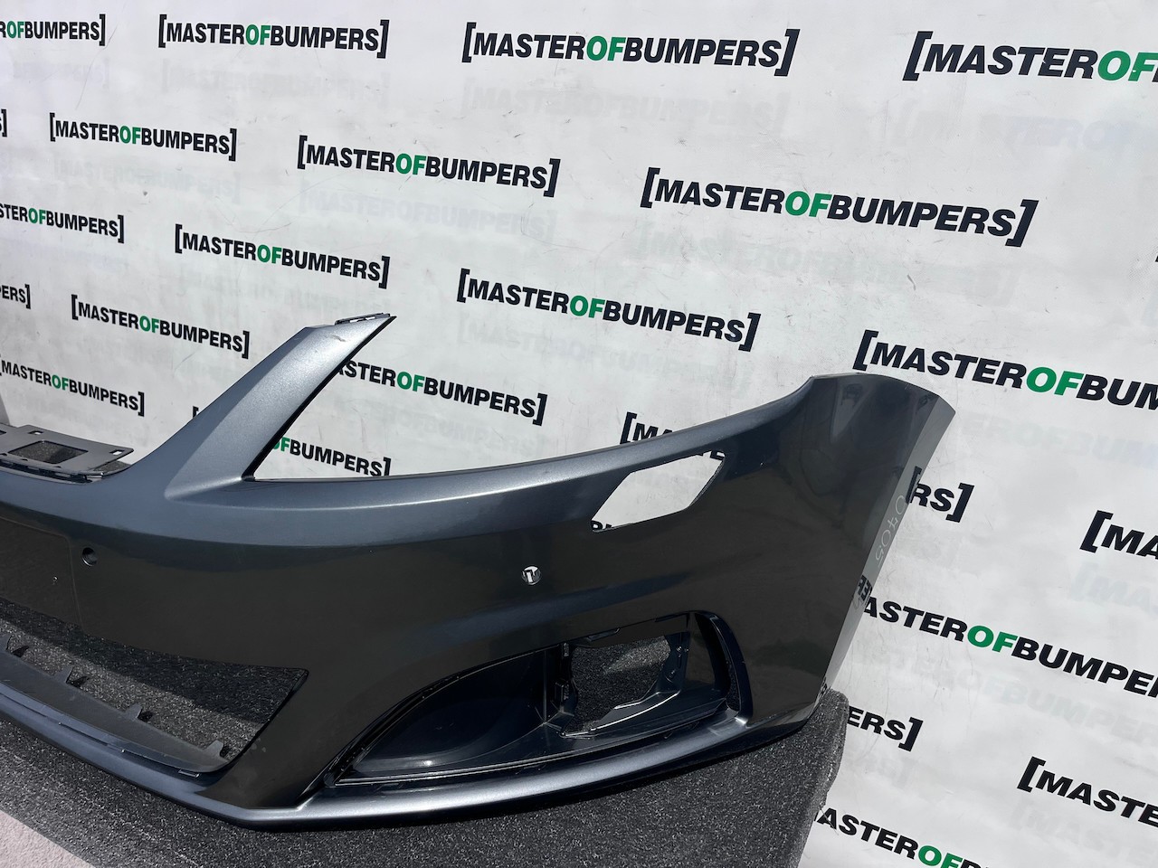 Seat Alhambra Cr Ecomotive Mpv 2012-2020 Front Bumper 4 Pdc +jets Genuine [o705]