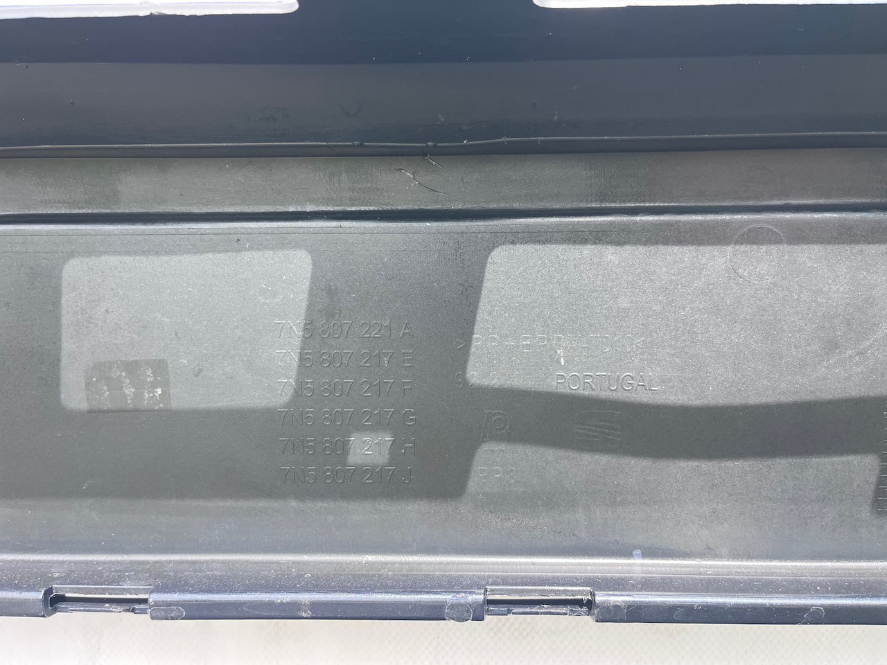 Seat Alhambra Cr Ecomotive Mpv 2012-2020 Front Bumper 4 Pdc +jets Genuine [o710]