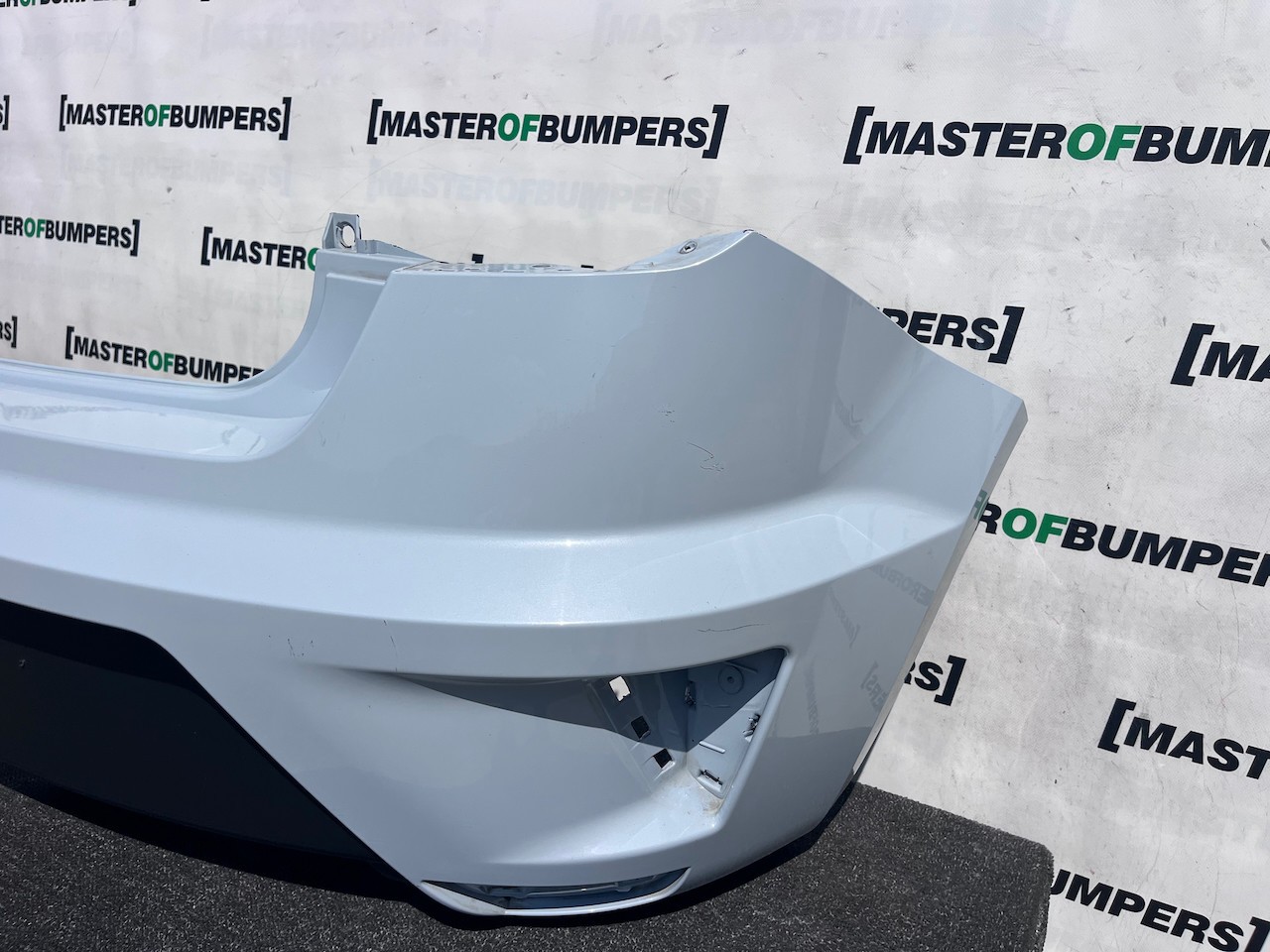 Seat Ibiza Cupra Sport Hatchback 2011-2016 Rear Bumper No Pdc Genuine [o715]