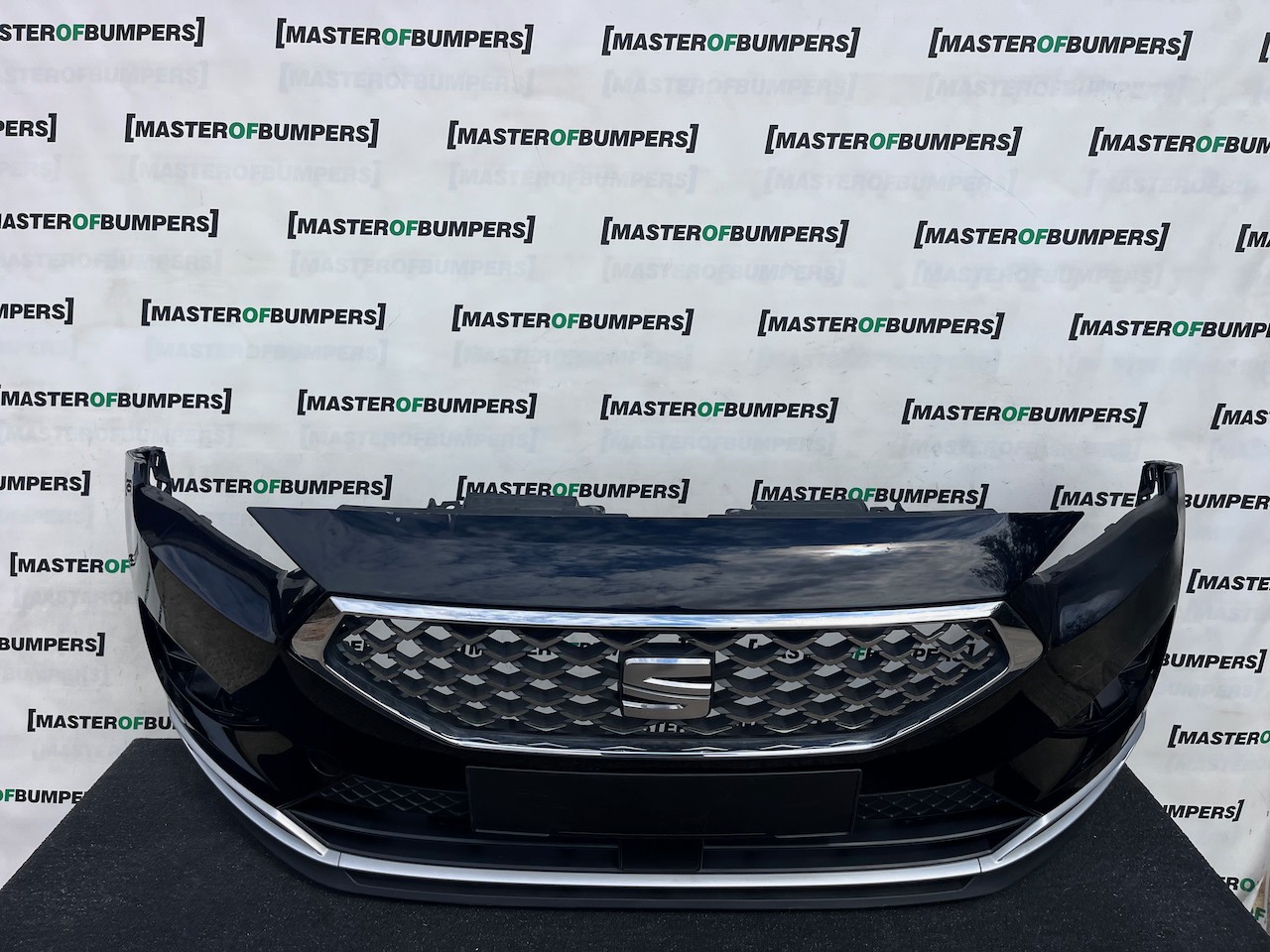 Seat Tarraco Xcellence Suv 2018-2024 Front Bumper 6 Pdc W/grilles Genuine [o718]