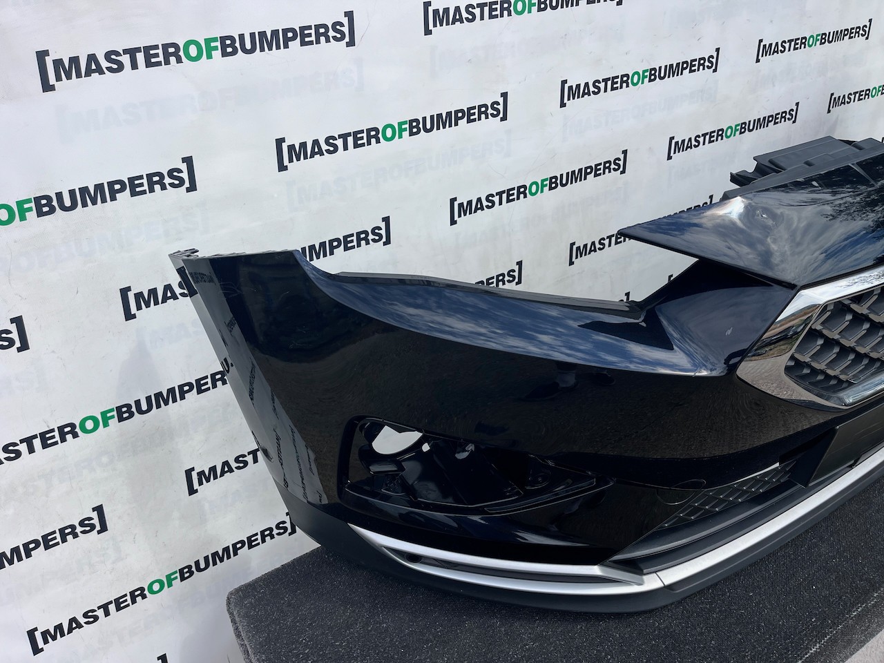 Seat Tarraco Xcellence Suv 2018-2024 Front Bumper 6 Pdc W/grilles Genuine [o718]