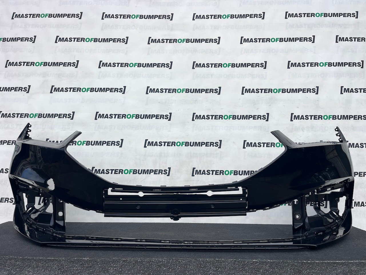 Seat Leon Se /  Xcellence / Fr Mk4 2021-2024 Front Bumper 6 Pdc Genuine [o728]
