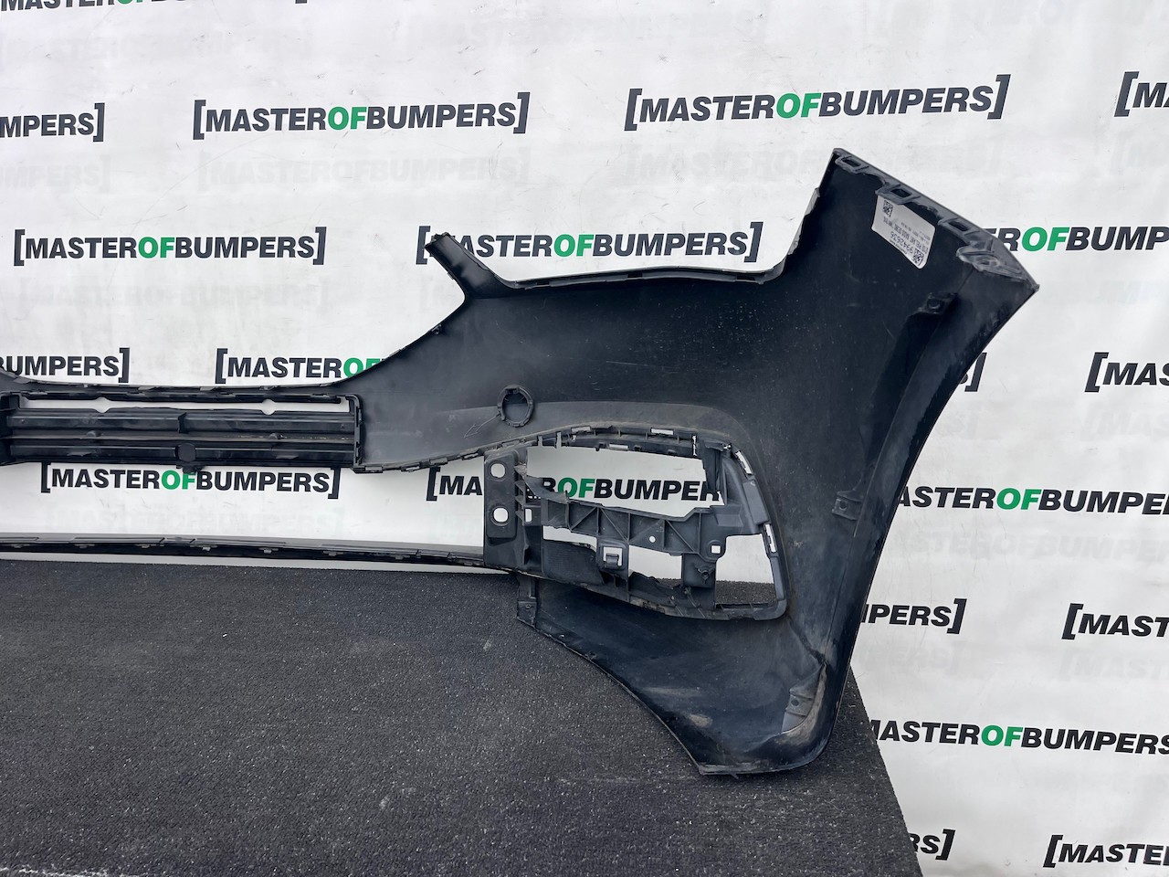 Seat Leon Se /  Xcellence / Fr Mk4 2021-2024 Front Bumper 4 Pdc Genuine [o733]