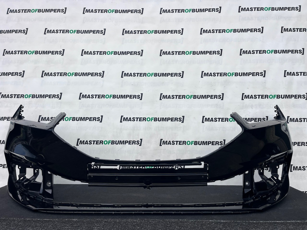 Seat Leon Se /  Xcellence / Fr Mk4 2021-2024 Front Bumper 4 Pdc Genuine [o734]