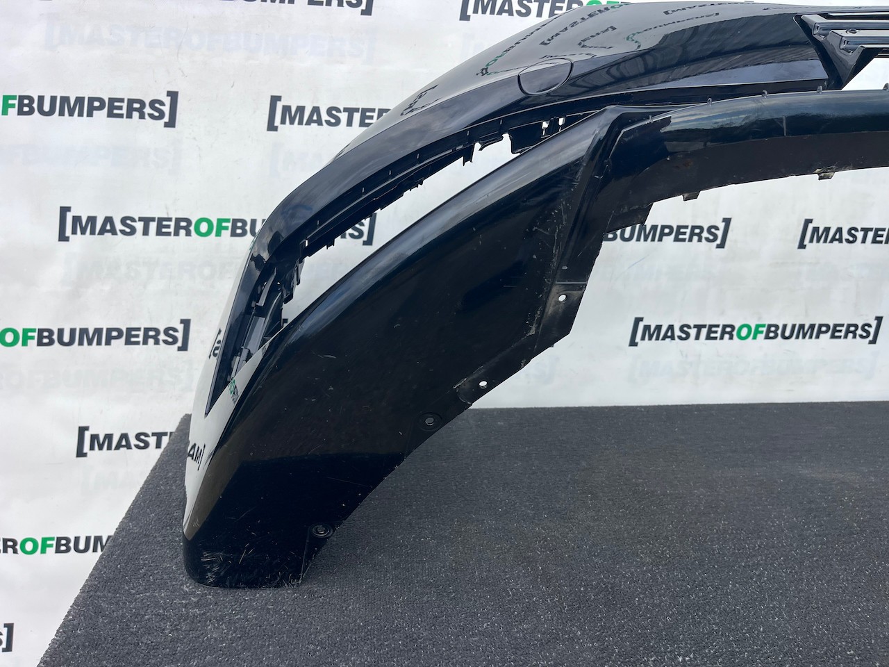 Seat Leon Se /  Xcellence / Fr Mk4 2021-2024 Front Bumper 4 Pdc Genuine [o734]