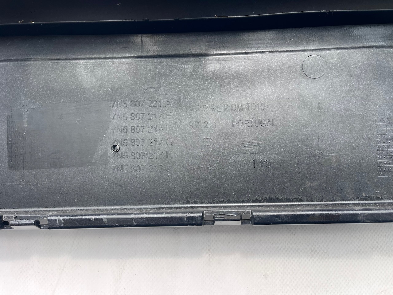 Seat Alhambra Cr Ecomotive Mpv 2012-2020 Front Bumper 4 Pdc +jets Genuine [o739]