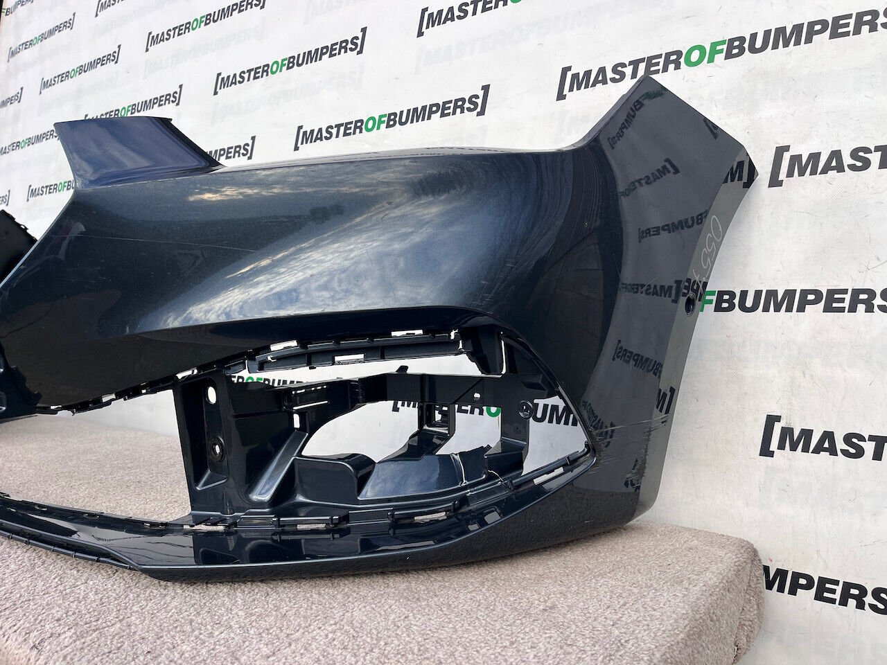 Seat Leon Fr Mk4 Hatchback Eastate 2021-2024 Front Bumper 6 Pdc Genuine [o557]