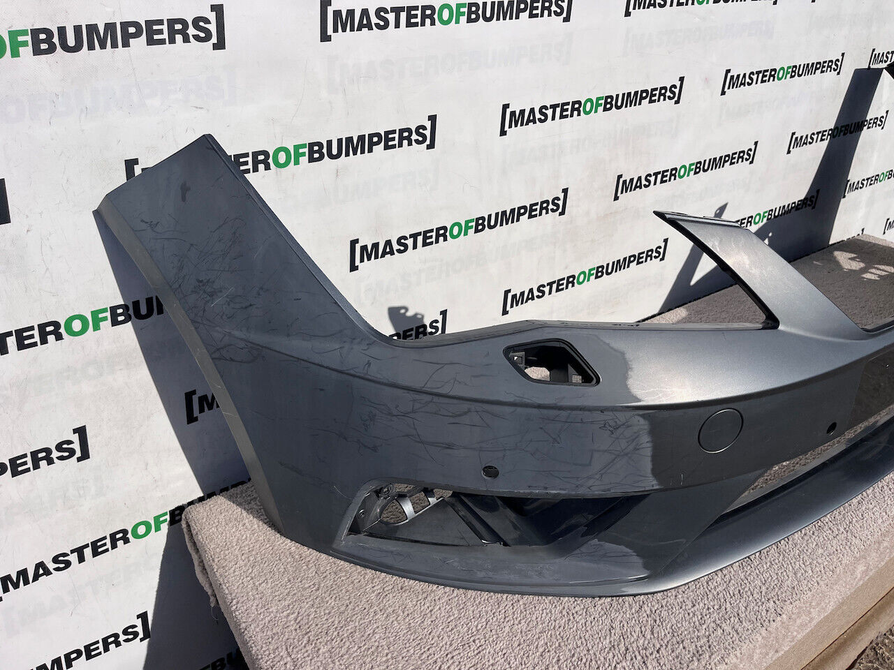 Seat Leon Se Technology Lift 2016-2019 Front Bumper 4 Pdc +jet Genuine [o566]