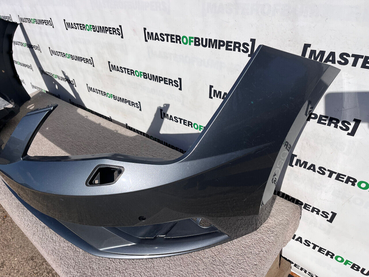 Seat Leon Se Technology Lift 2016-2019 Front Bumper 4 Pdc +jet Genuine [o566]