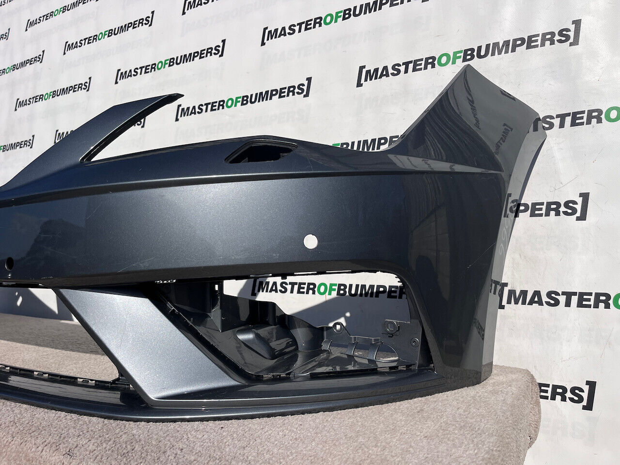 Seat Leon Se Technology Lift 2016-2019 Front Bumper 4 Pdc +jet Genuine [o566]