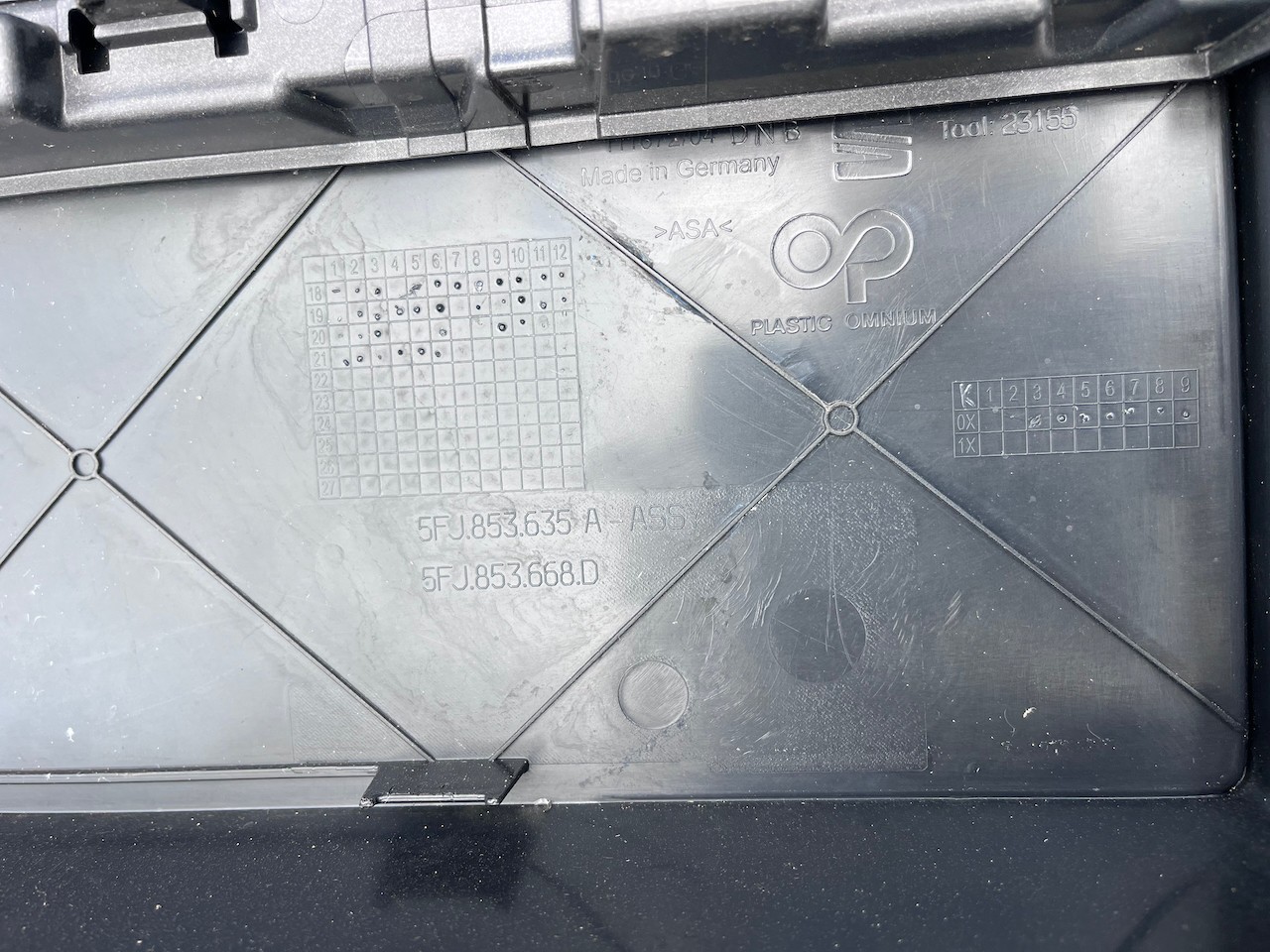 Seat Tarraco Xcellence Suv 2018-2024 Front Bumper 6 Pdc W/grilles Genuine [o600]